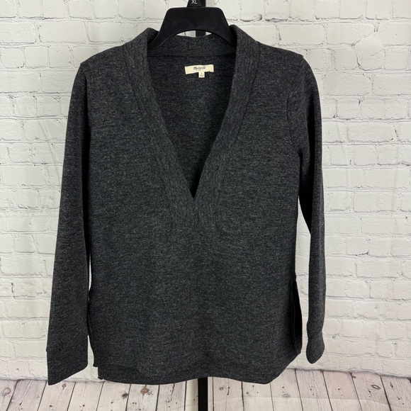 Madewell Charcoal Gray Knit Popover Deep Plunging V-Neck Sweater Size Small - Picture 1 of 5